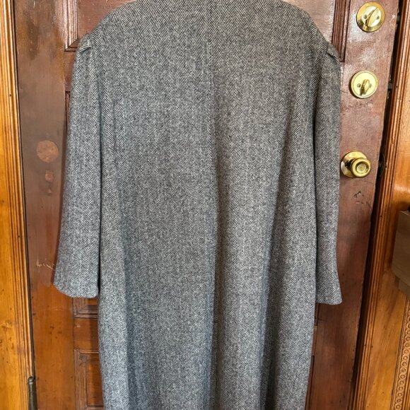 J&H Fashions Vintage Women's Herringbone Wool Coat - Picture 12 of 14